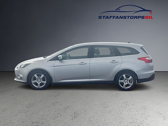Ford Focus 7 of 13