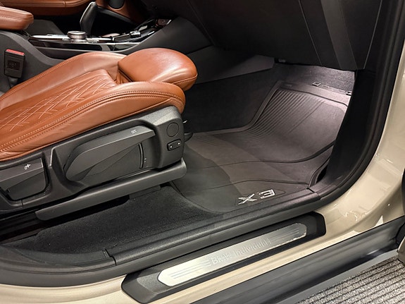 BMW X3 13 of 30