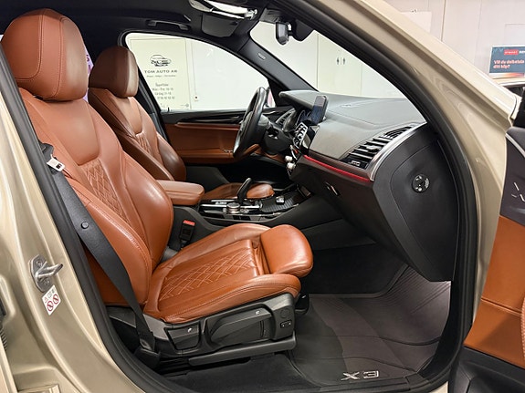 BMW X3 12 of 30