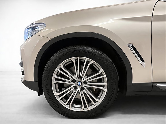 BMW X3 3 of 5