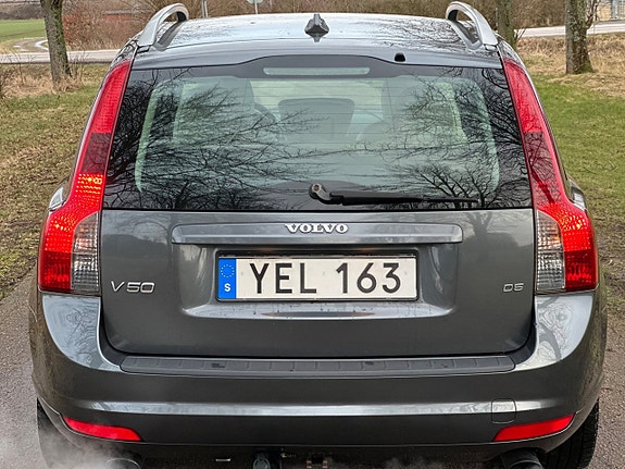 Volvo V50 5 of 15
