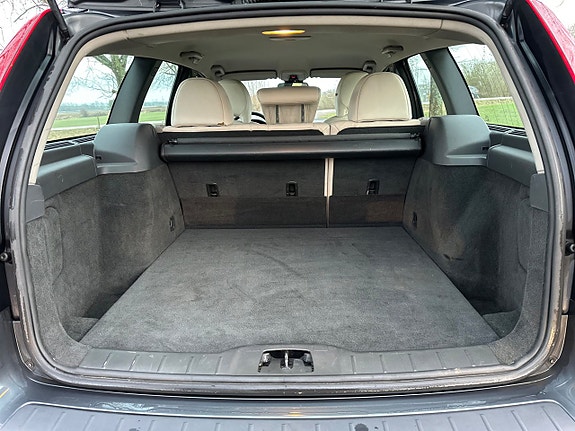 Volvo V50 9 of 15