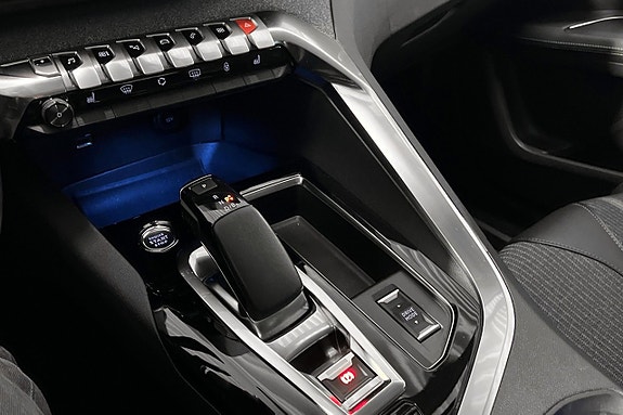 Peugeot 3008 13 of 18