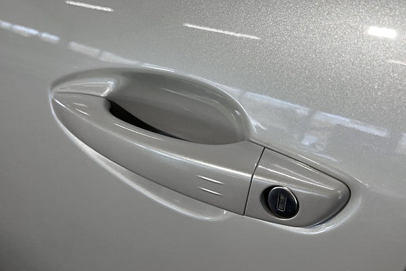 Peugeot 3008 4 of 5