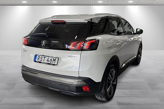 Peugeot 3008 3 of 5