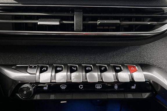 Peugeot 3008 14 of 18