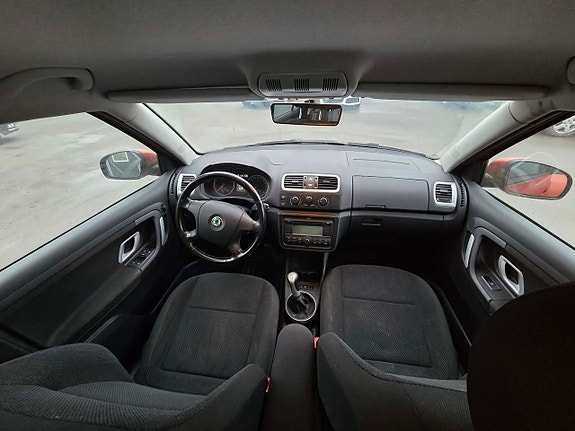 Skoda Fabia 13 of 16