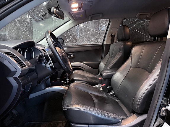 Mitsubishi Outlander 9 of 18