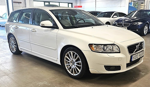 Volvo V50