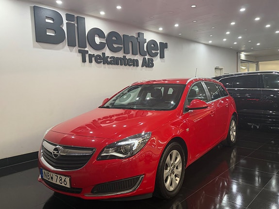 Opel Insignia 2 of 5