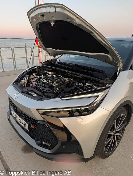 Toyota C-HR 18 of 27