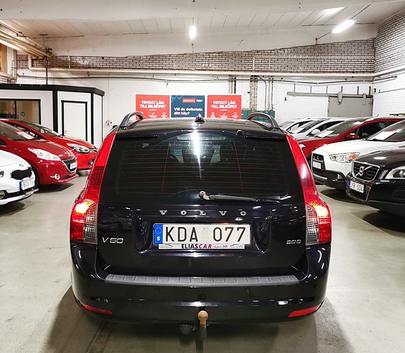 Volvo V50 6 of 17