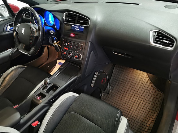 Citroen DS4 9 of 20