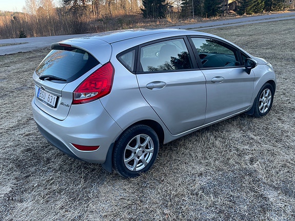 Ford Fiesta 3 of 9