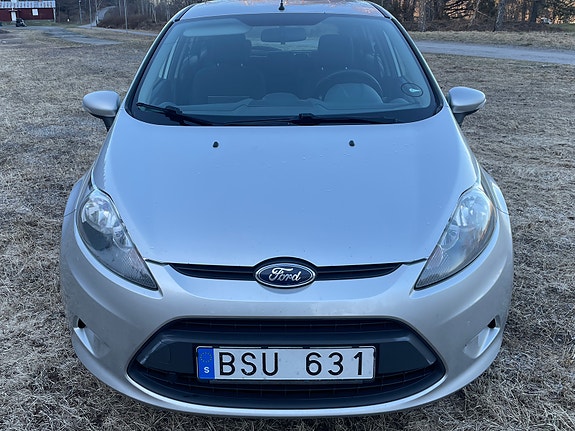 Ford Fiesta 5 of 9