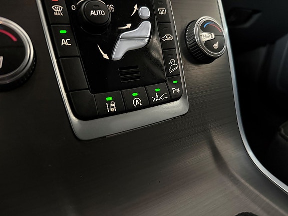 Volvo XC70 19 of 26