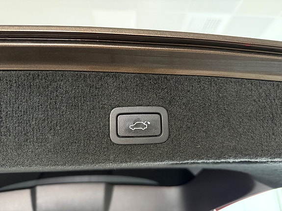Volvo XC70 26 of 26