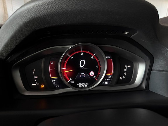 Volvo XC70 3 of 26