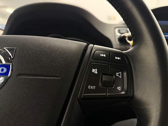 Volvo V70 17 of 20