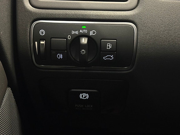 Volvo V70 14 of 20