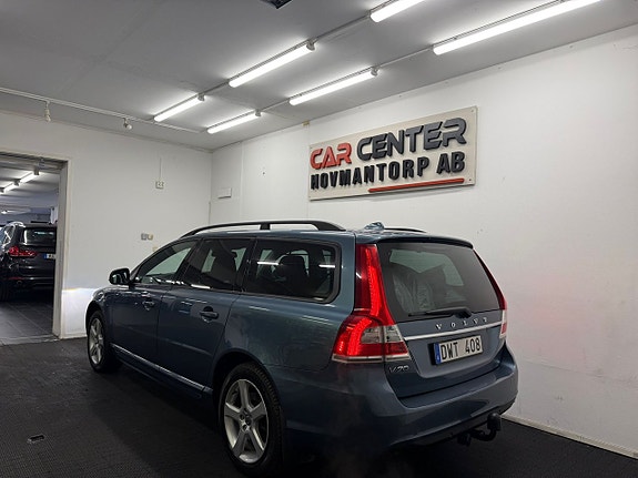 Volvo V70 3 of 20