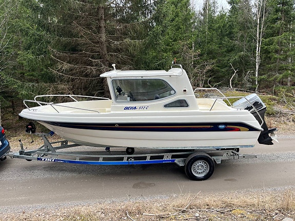 Vi köper och hämtar er båt innan sjösättning!