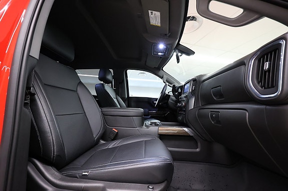 Chevrolet Silverado 1500 16 of 23