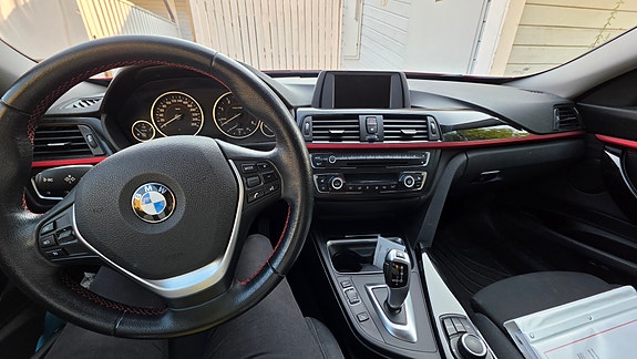 BMW 320d 5 of 5