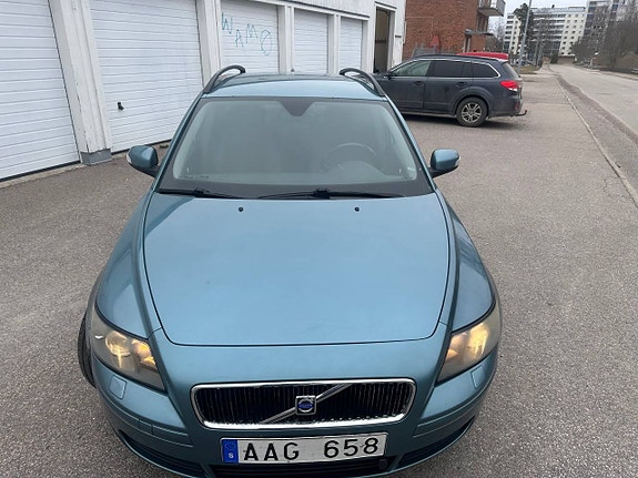 Volvo V50 4 of 10