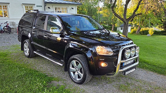 Volkswagen Amarok 2 of 5