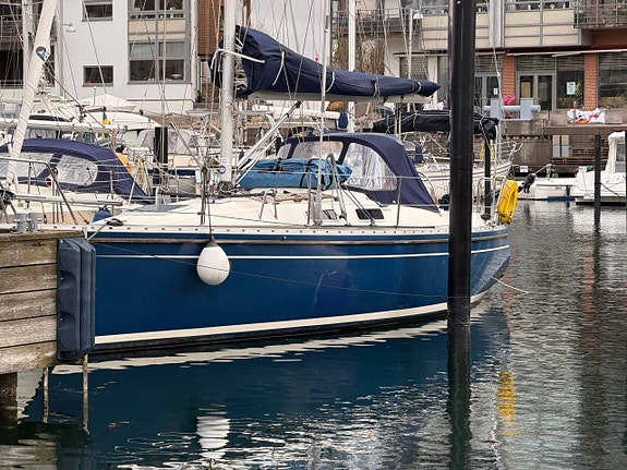 Hanse 331