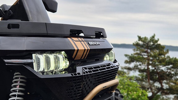 -- Exklusiv förvisning! Benda Redstone 550 R2 V-twin – Testa den i Nynäshamn NU! 10 of 11
