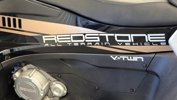 -- Exklusiv förvisning! Benda Redstone 550 R2 V-twin – Testa den i Nynäshamn NU! 6 of 11
