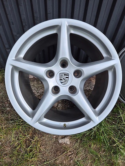 Product image 2 of 9