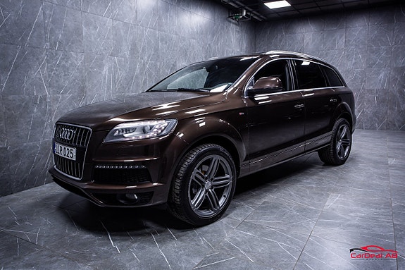 Audi Q7 3 of 5