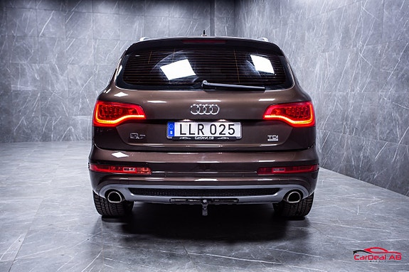 Audi Q7 6 of 30