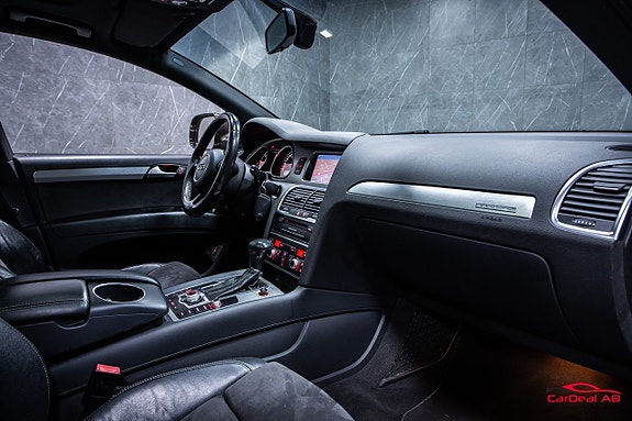 Audi Q7 14 of 30