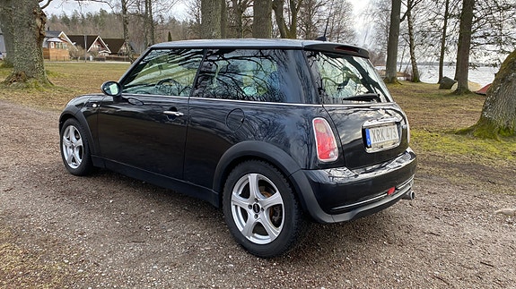 MINI Cooper 3 of 5