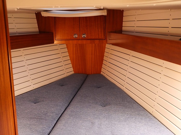 Hallberg Rassy 310 12 of 21