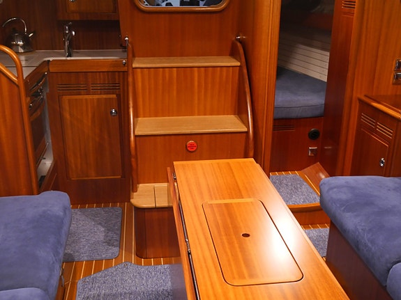 Hallberg Rassy 310 19 of 21