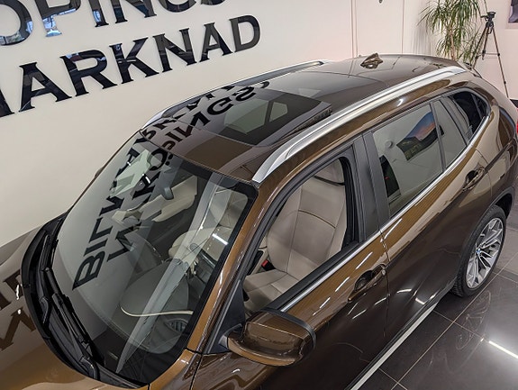 BMW X1 4 of 5