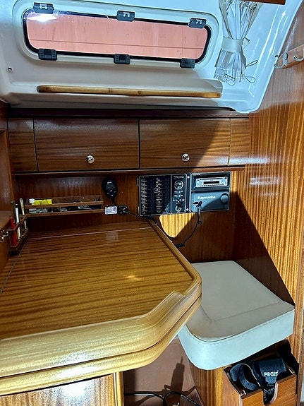 Bavaria 36 Cruiser  2-kabin 6 of 14