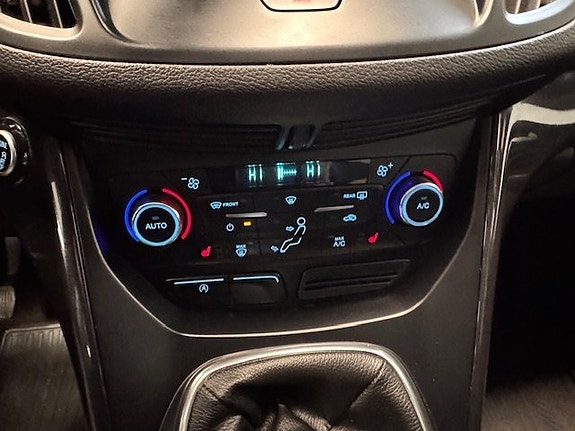 Ford Kuga 11 of 16