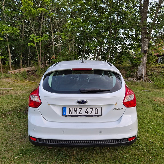 Ford Focus 4 of 9