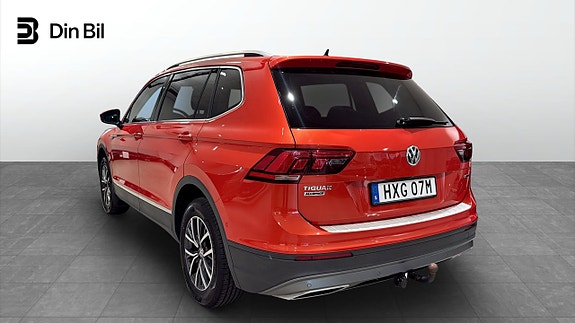 Volkswagen Tiguan Allspace 3 of 5