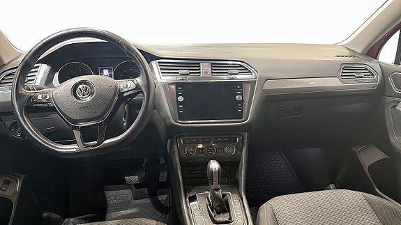 Volkswagen Tiguan Allspace 10 of 13