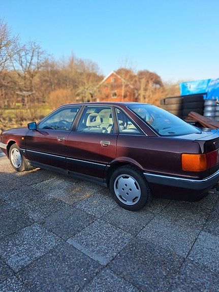 Audi 90 2 of 5
