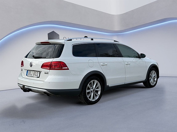 Volkswagen Passat Alltrack 5 of 5