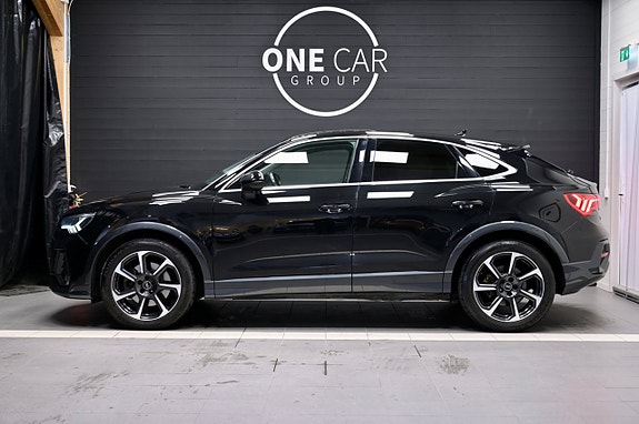 Audi Q3 4 of 5
