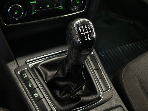 Skoda Superb 16 of 16